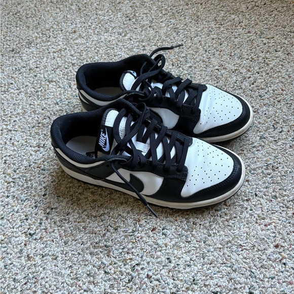 Panda dunks - Picture 2 of 4